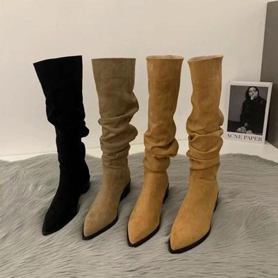 IWomen Botas de cano alto Outono Inverno Sapatos femininos Moda feminina Slip-on Dobras Salto baixo Biqueira redonda Botas longas e planas Botas De Mujer