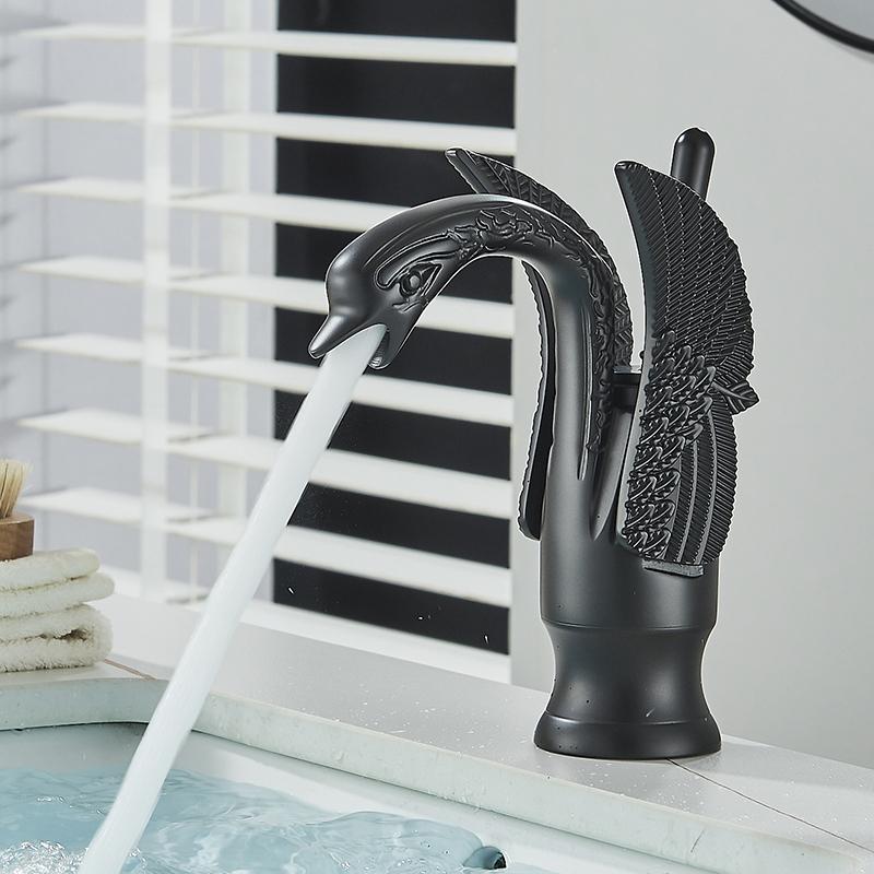 Golden Basin Faucet Deck Mount Sink Short Faucets Swan Shape Single Handle Sink Hot Cold Water Mixer Tap