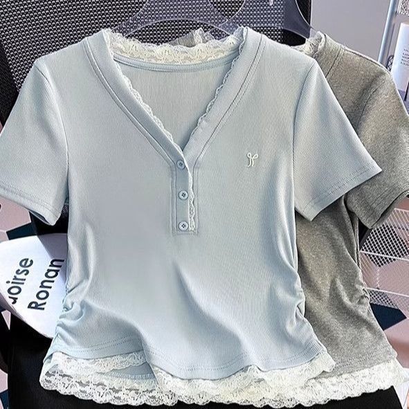 Fake Two-piece Lace Splicing V-neck Short-sleeved T-shirt Women's Summer New Popular Thin Slim Short Top Tide