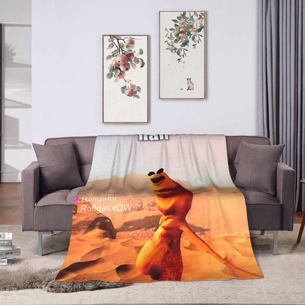 Marcus The Worm Meme Flannel Blanket  Soft Throw Blanket for Outdoor Travel Office Funny Bedspread Sofa Bed Cover