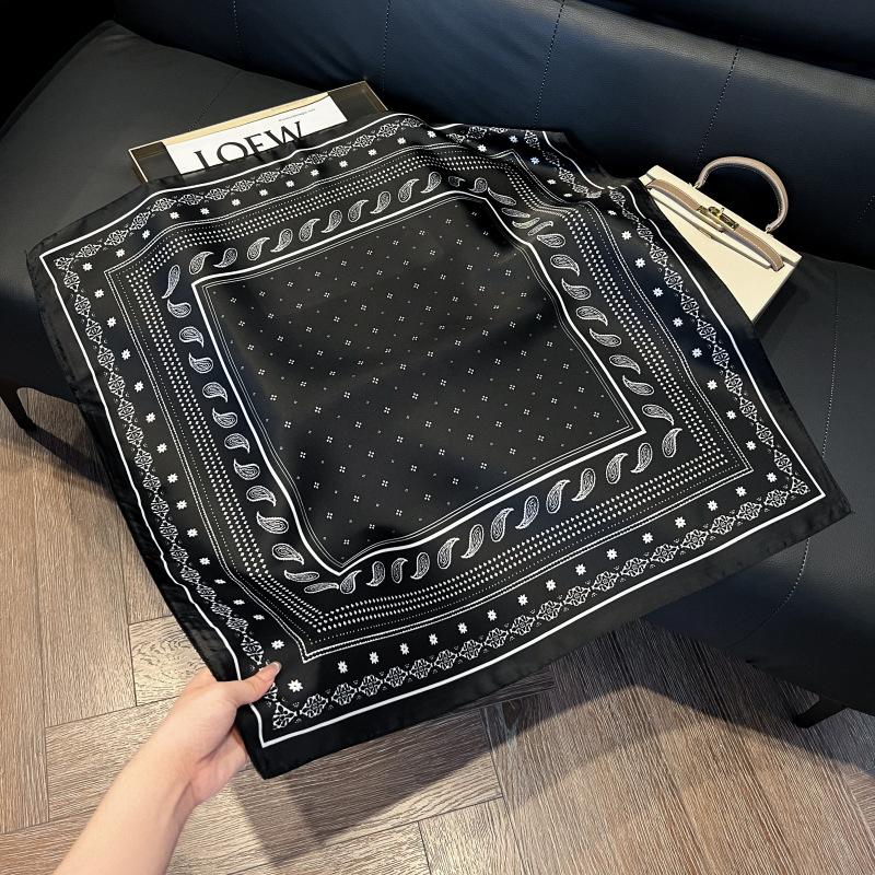 New versatile fashion silk small square scarf professional scarf silk scarf spring and summer matching scarf temperament simple silk scarf