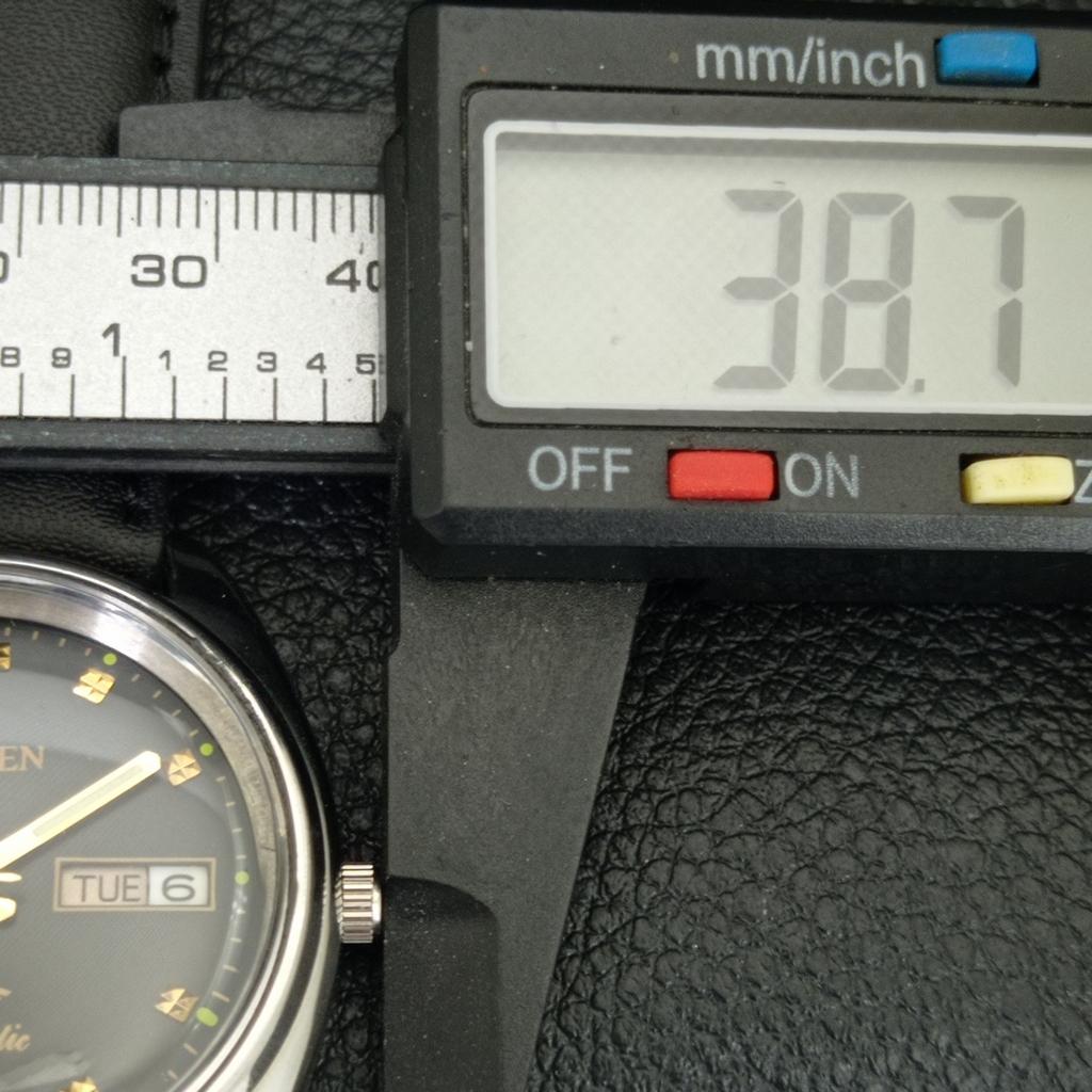 AUTOMATIC VINTAGE CITIZEN 8200 JAPAN MENS BLACK COLOR DIAL WATCH a706802-1