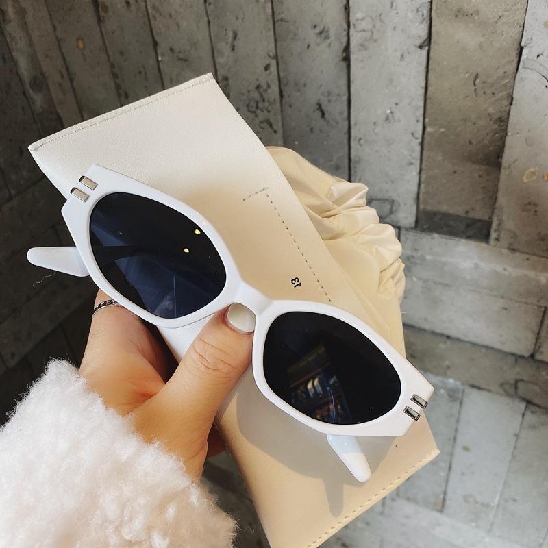 

Retro Small Oval Frame Sunglasses Women Fashion Black Cow Color Sun Glasses Fashion Shades Polarized Eyewear UV400 Glasses 1PC