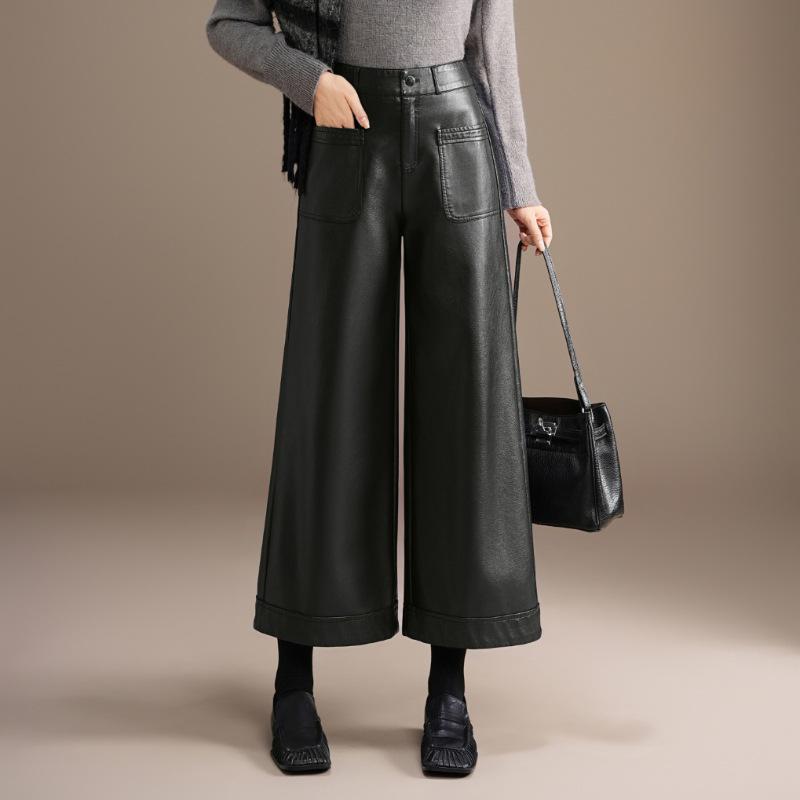 Pantalones de Cuero de Pierna Ancha Talla Grande de Cintura Alta para Mujer - Diseño Casual Recto de Terciopelo Corto Otoño/Invierno