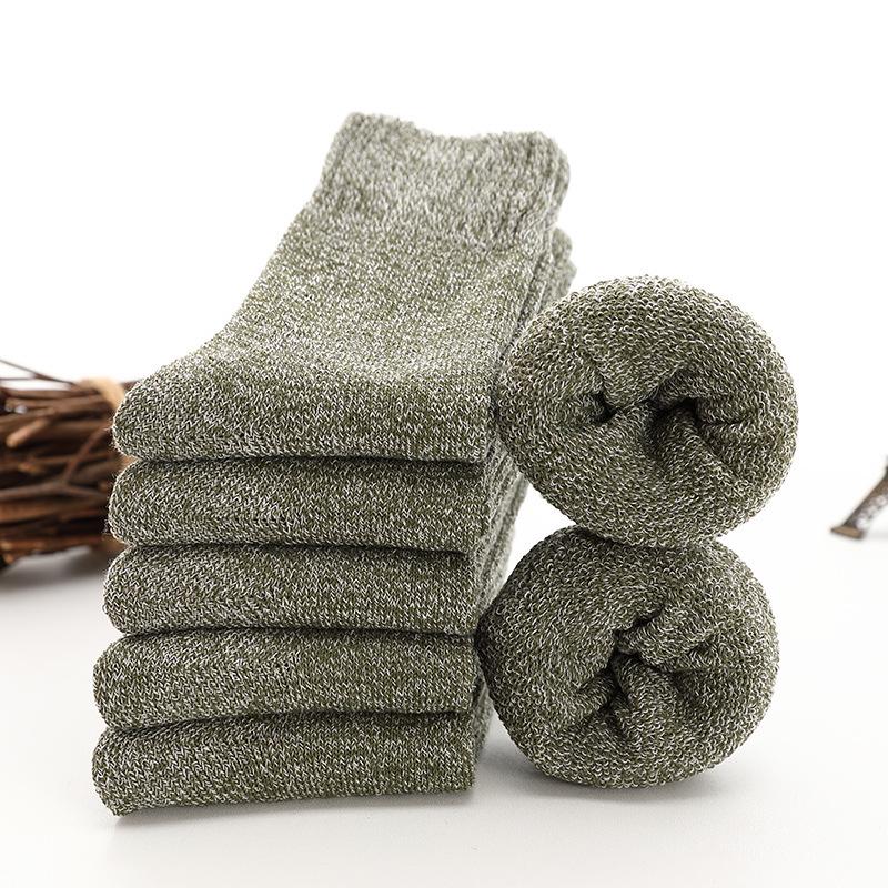Men s Thick Warm Mid-Calf Winter Socks for Outdoor Mountaineering One Size