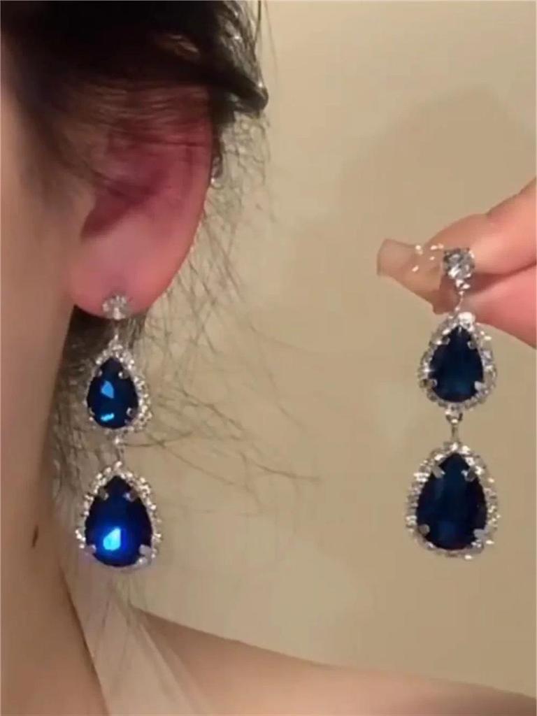 Elegant French Court Rhinestone Water Drop Tassel Earrings