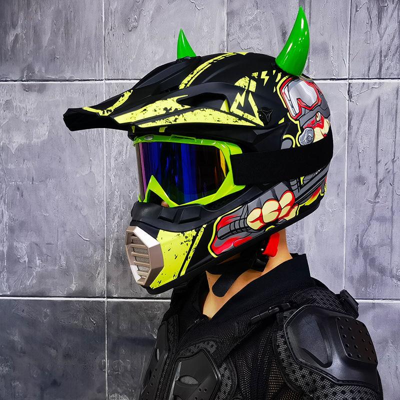 Summer off-road men and women off-road helmet electric bicycle helmet four seasons Internet celebrity helmet bicycle helmet student handsome