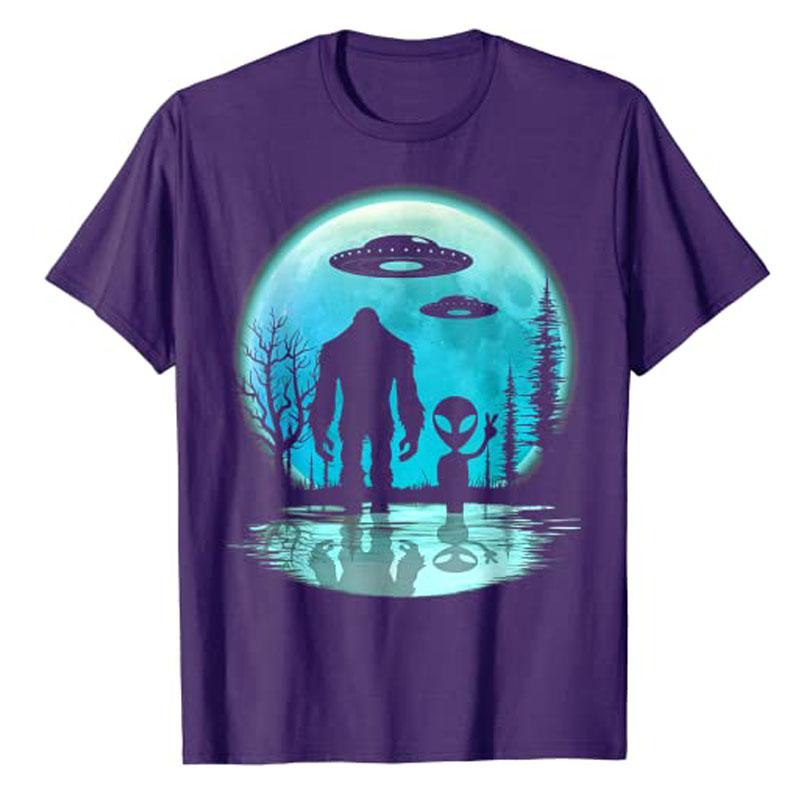 Alien and Bigfoot Moon T-Shirt Funny UFO Lover Graphic Tee Tops Cotton Fashion Short Sleeve Blouses Husband Boys Birthday Gift
