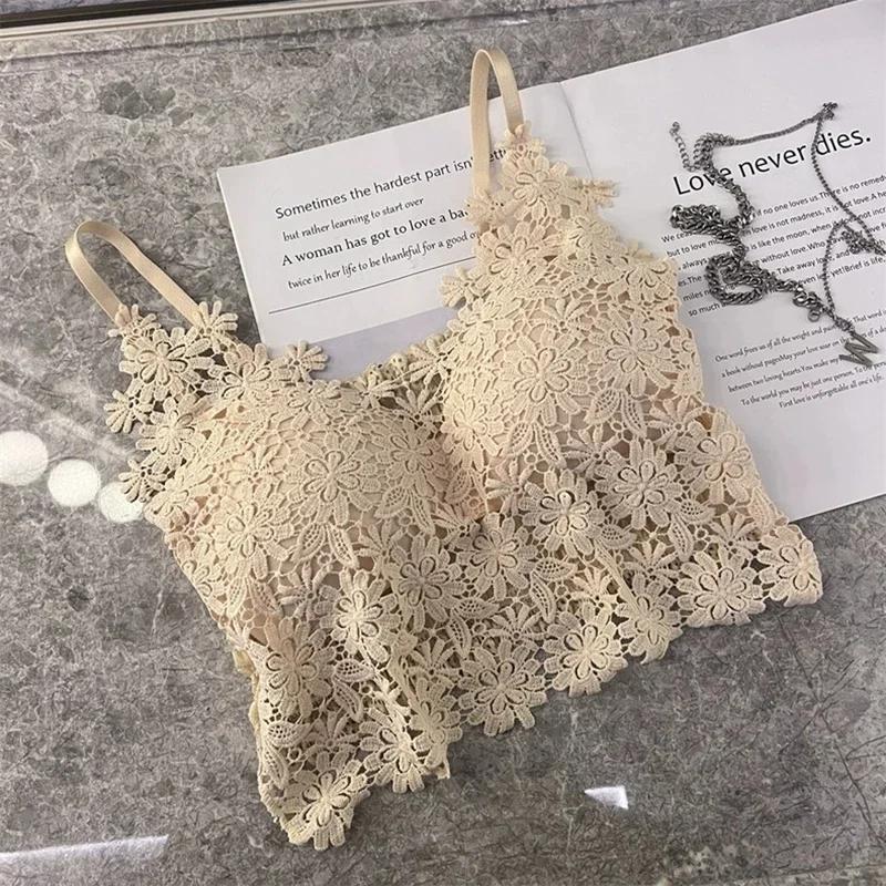 

ISummer Женский кружевной топ с V-образным вырезом, сексуальный укороченный топ с открытой спиной, топ с вырезом и бюстгальтером, топ с цветочной вышивкой Y2K 2025 One Size абрикосовый