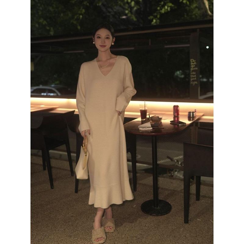 

[] Autumn and winter new lazy style high-end sense super good-looking v-neck long style with knitted sweater dress XL абрикосовый