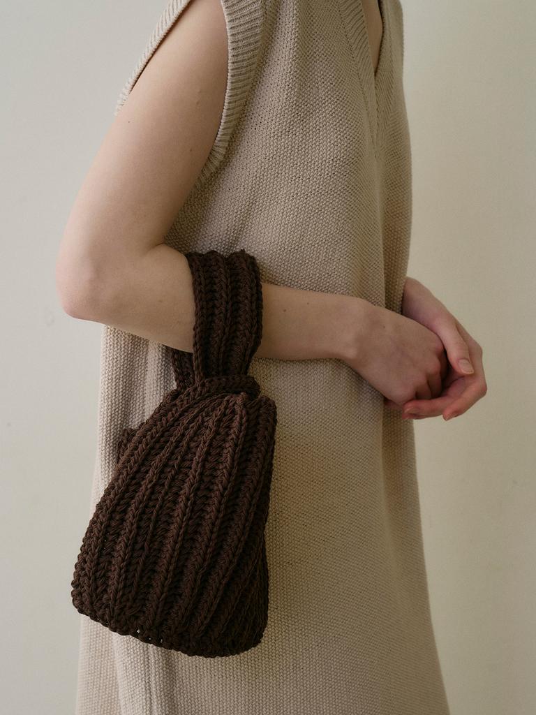Tinknit Handgefertigte Twist-Tasche_Braun