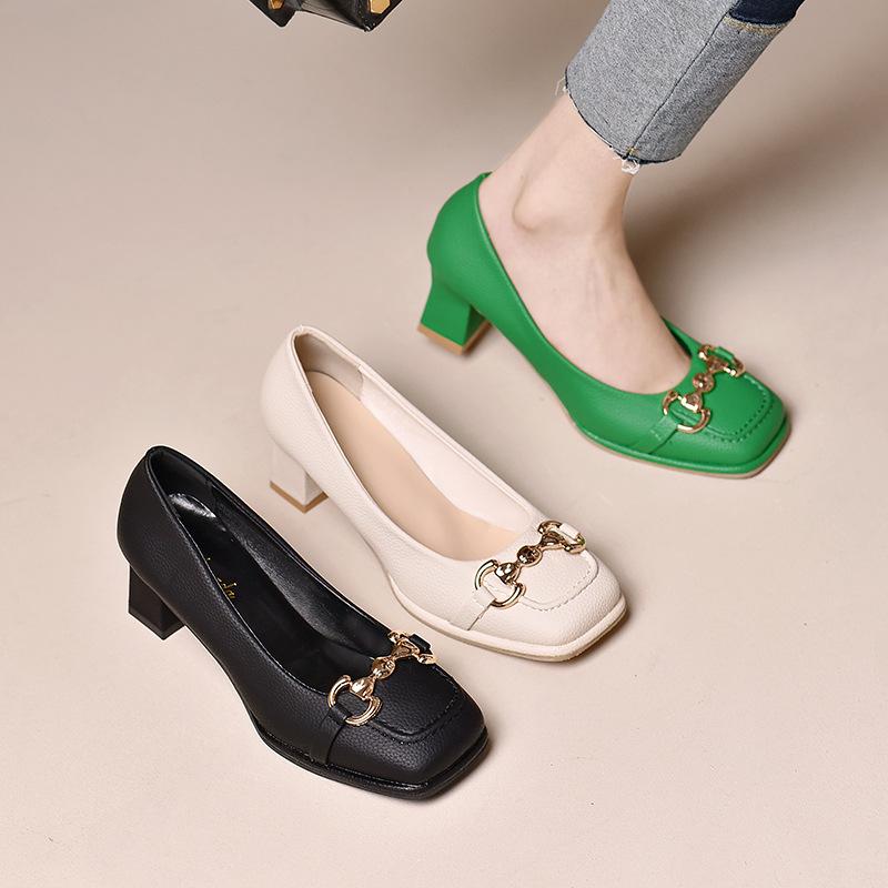 French square head metal buckle women's fashion shoes spring 2024 new outer wear temperament light mouth thick heel women's shoes