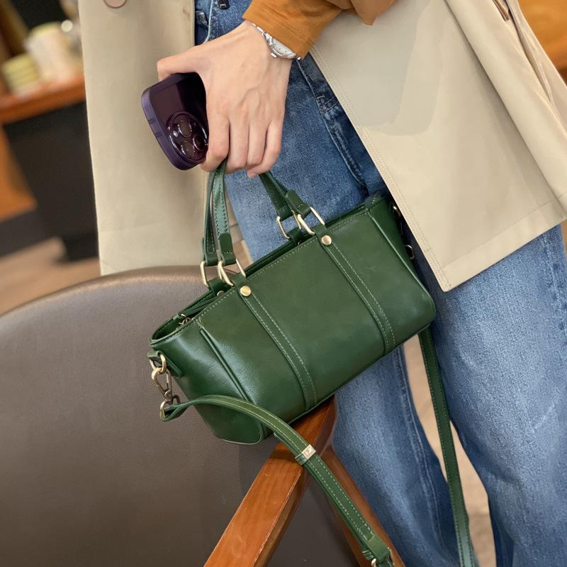 Spring New Large Capacity Crossbody Handbag Versatile Vegetable Tanned Soft Leather Wide Shoulder Strap Shoulder Bag