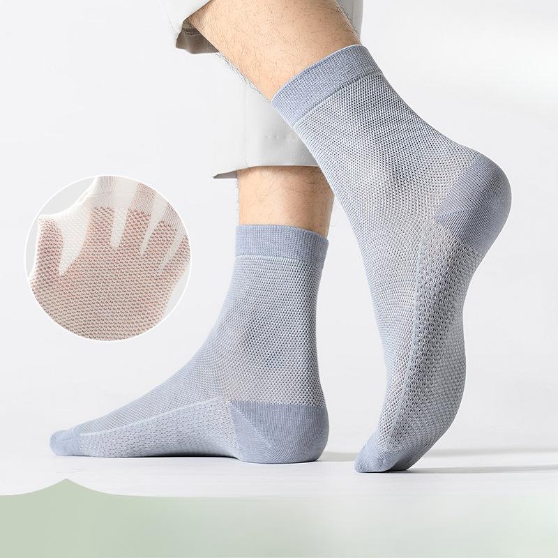 Men's Spring and Summer Mesh Anti Bacterial Anti Odor Anti Pilling Tube Socks