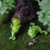 Micro Landscape Ornament Ornament, Frog Design Resin Figurine, Hand Painted Waterproof Miniature Figurine Garden Decor for Succulent Potted