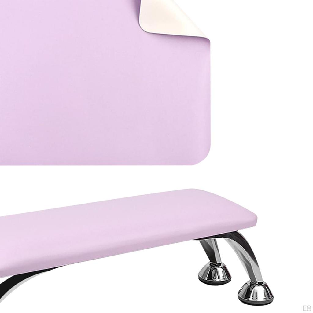 Ergonomic Nail for Manicure Sessions