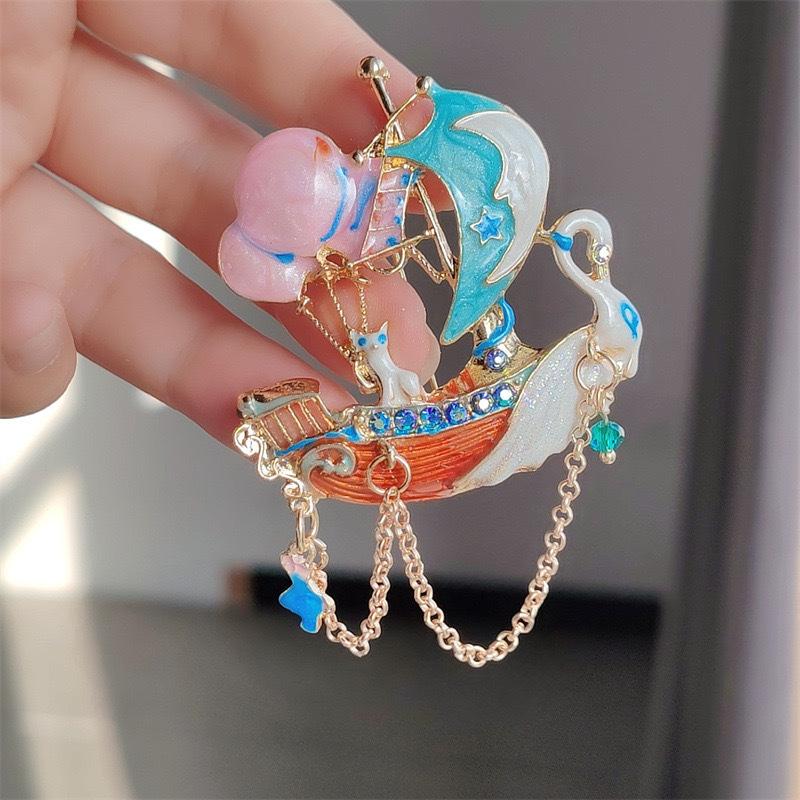 Fashionable Oil Drop Dot Sailing Balloon High-end Accessory Brooch