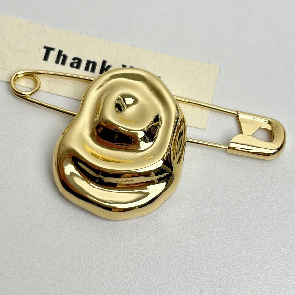 

Irregular Spiral Brooch Baroque Pearl Geometric Brooch Women Elegant Luxury Banquet Anniversary Jewelry Gifts