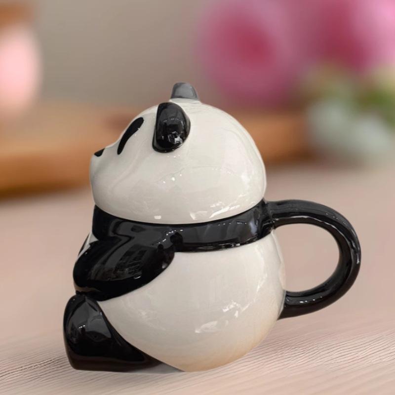Cute Cartoon Giant Panda Ceramic Mug with Lid Cute Gift for Friends Creative Home Water Cup Souvenir