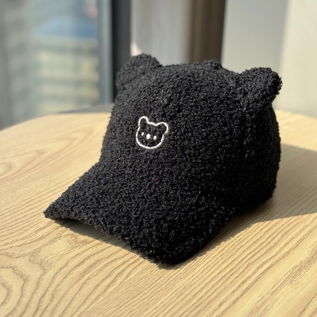 Korean-style cute bear ear lamb wool baseball cap for men and women, warm and versatile for autumn and winter, cartoon embroidered duckbill cap
