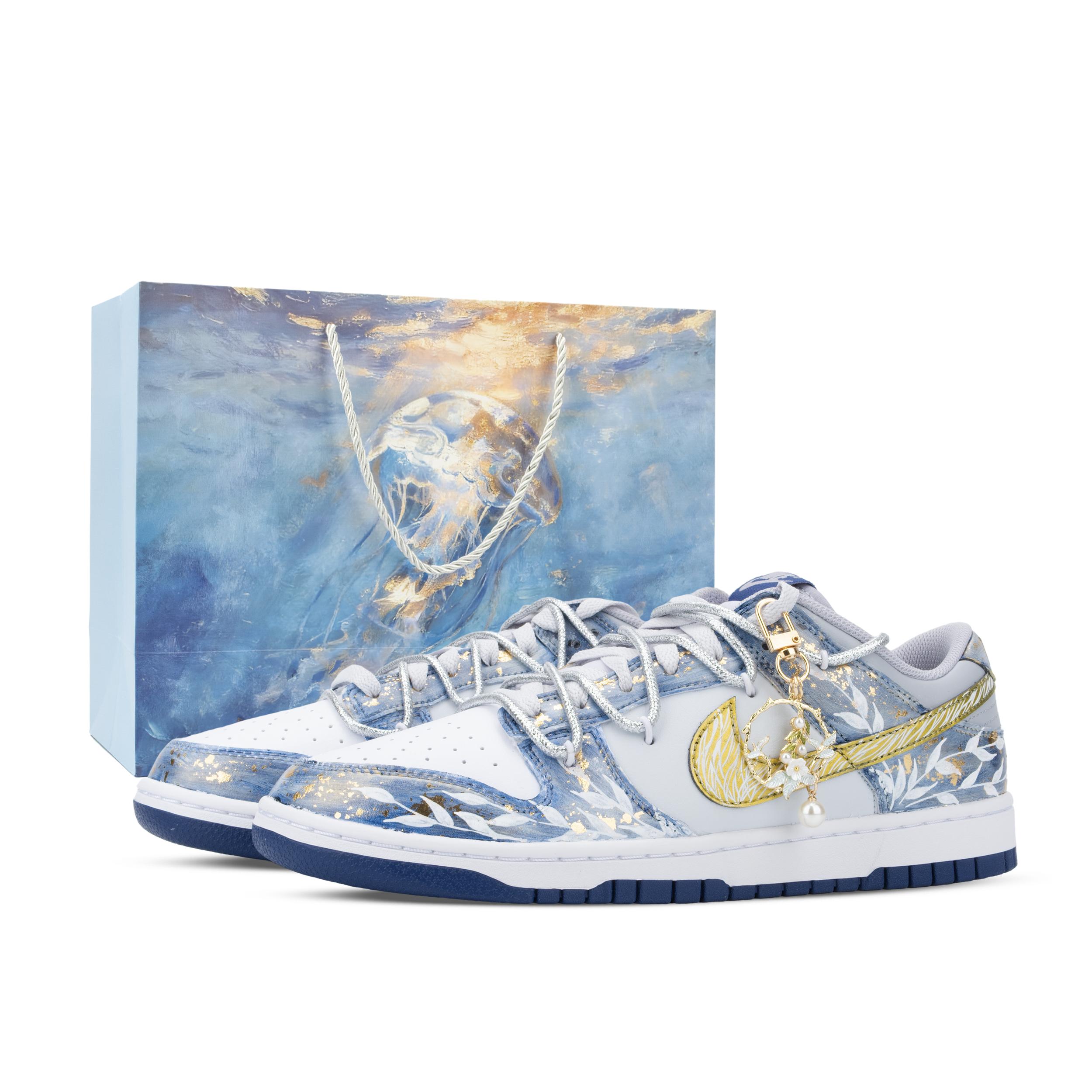 

Nike Dunk Monster Lab, Venus Low top Skateboard Shoes Unisex White Blue HF5441-118(Team445-) 42
