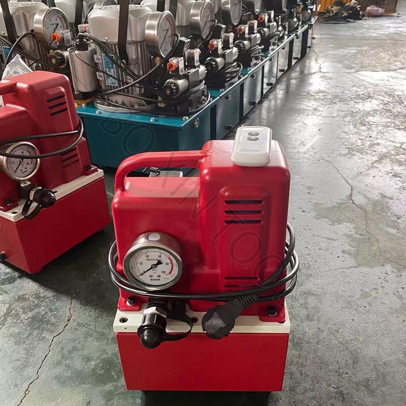 Compact 70MPa Ultra-High Pressure Electric Hydraulic Pump for Punching, Shearing, Bending with Automatic Oil Return & Remote Control.