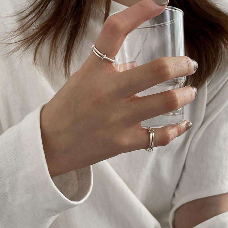 Elegant S925 Silver Ring For Women With Trendy Push Pull Adjustable Design And Minimalist Style