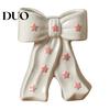 Dried Flower Holder Ceramic Bow Vase with Star, Decorative Flowers Vase, Creative Romantic Home Accessories Arrangement for Living Room Table