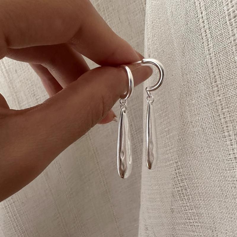 Niche Textured Water Drop Earrings Fashion Personality Affordable Dainty Durable Alloy Colorfast Women's Gift Daily Earrings