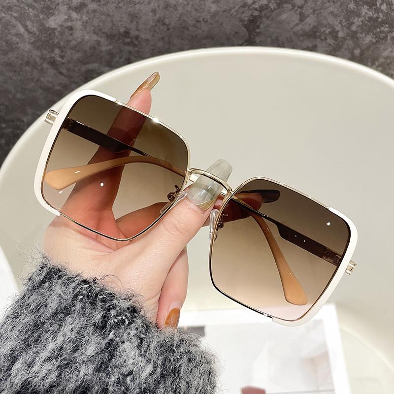 Metal Square Sunglasses For Women Uv400 Gradient Pink Lens Summer Fashion Outdoors GoldFrameTeaPink