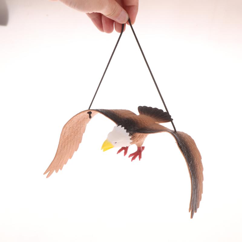 1 Piece Solid Static Figure Animal Bird Ornament Realistic Flying Eagle Model Figurine Interactive Desktop Decoration