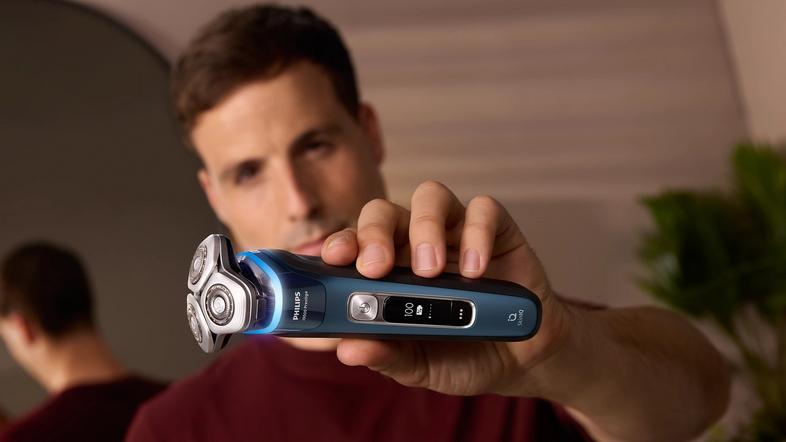 Philips Xp9201/33 Skin Iq Men's Shaver Blue