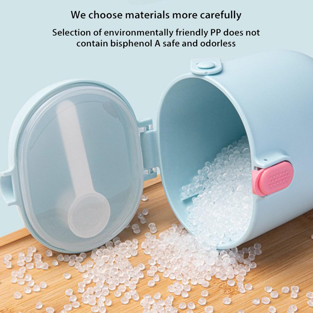 Large Capacity Milk Powder Spoon Snack Container Portable Distribution Sealed Container