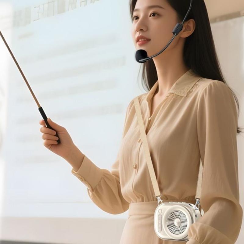 Wireless Output For Outdoor Rechargeable Speakerphone Ideal For Instructors And Journey Guides