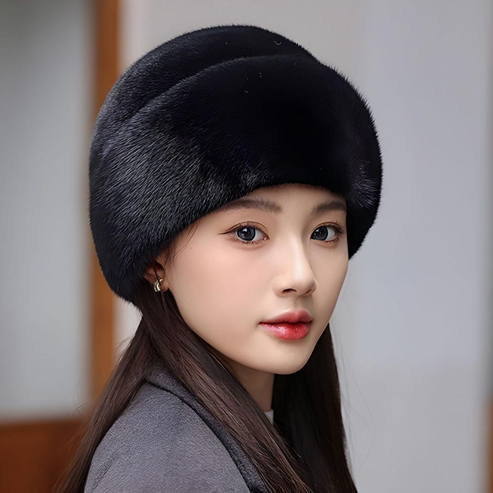Environmentally Friendly Mink Fur Hat for Women Autumn and Winter Mink Fur Beret Warm Ear Protection Fur Hat Fashionable Ladies Fur Hat
