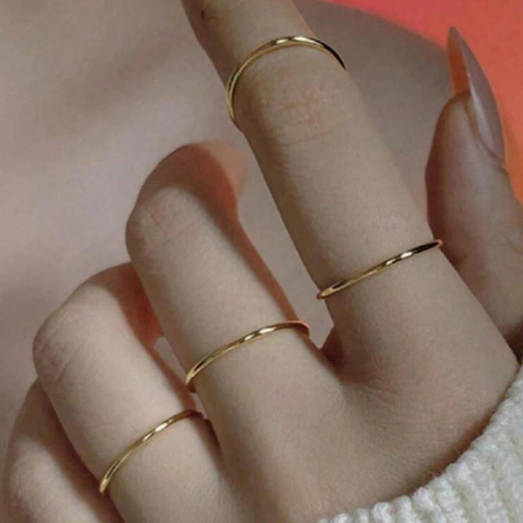 Unisex Minimalist 18K Gold Plated Stainless Steel Rings Set for Everyday Elegance - 2 or 4 Pieces