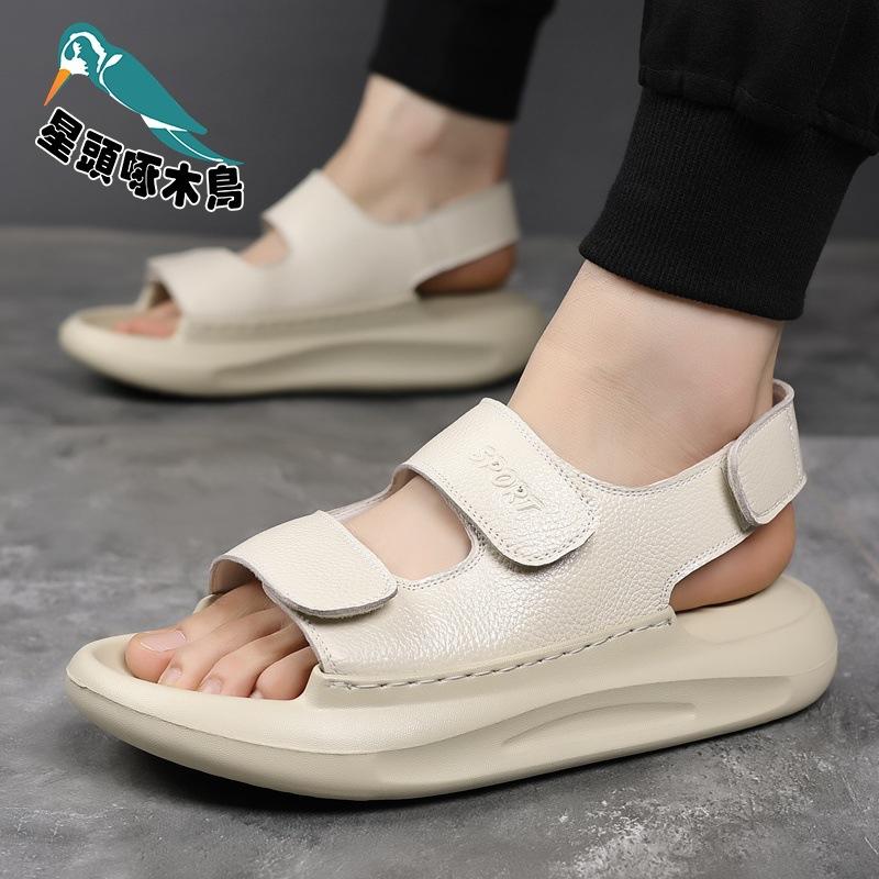 Slippers men's 2025 new summer wear breathable Velcro thick bottom stepping on shit feeling deodorant sandals