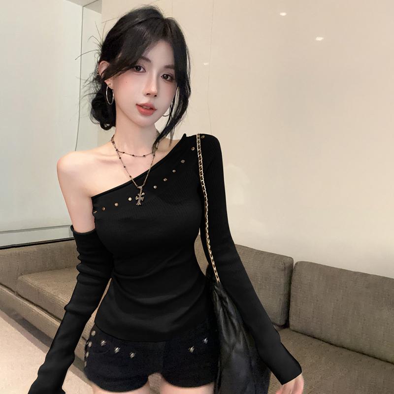 VAYLA Rivet Off Shoulder Sweaters For Women Sexy Pullovers Asymmetric Knitted Tops