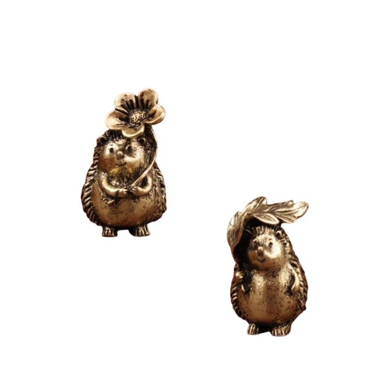 2 Stück/Set Sammlerfigur Messing-Igel-Statue Verziert Mit Schönen Blättern Und Blumen