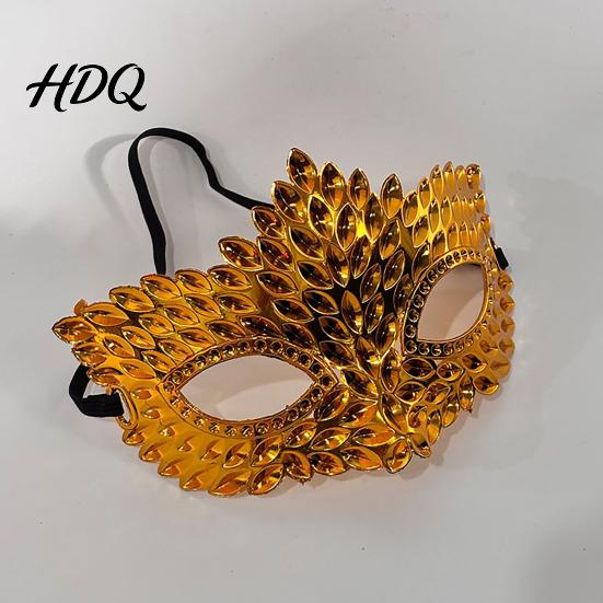 Unique Halloween Outfit Accessory Rhinestone Masquerade Mask Adjustable Eye Mask for Party Ball Gala Comfortable Fit Face Cosplay Sparkling