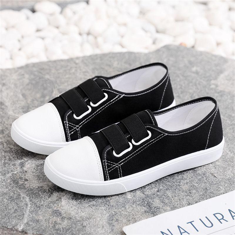 Slip On Canvas Shoes for Women Whit Summer Woman Footwear Flat New In Fashion 2025 Designer Luxury Trends Cheap Light Korean Y2k