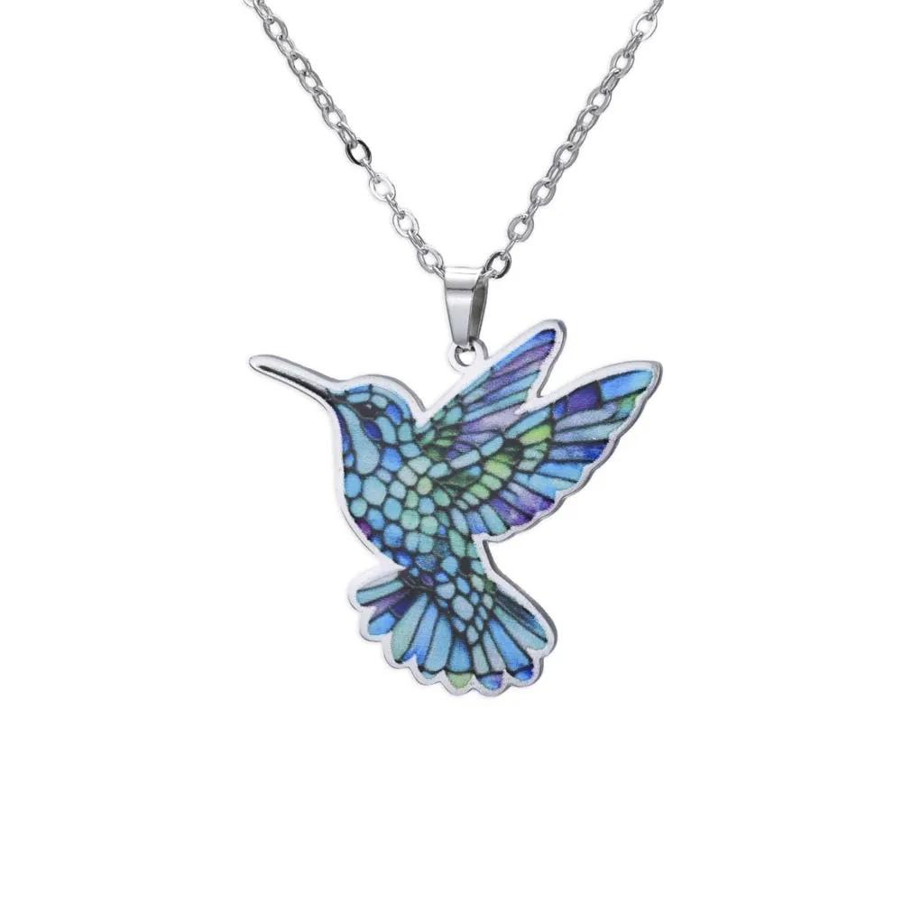 Set de Broche y Collar de Colibrí Colorido con Diseño de Pájaro en Acero Inoxidable, con Pendientes Resistentes al Descoloramiento y Anillo de Gancho