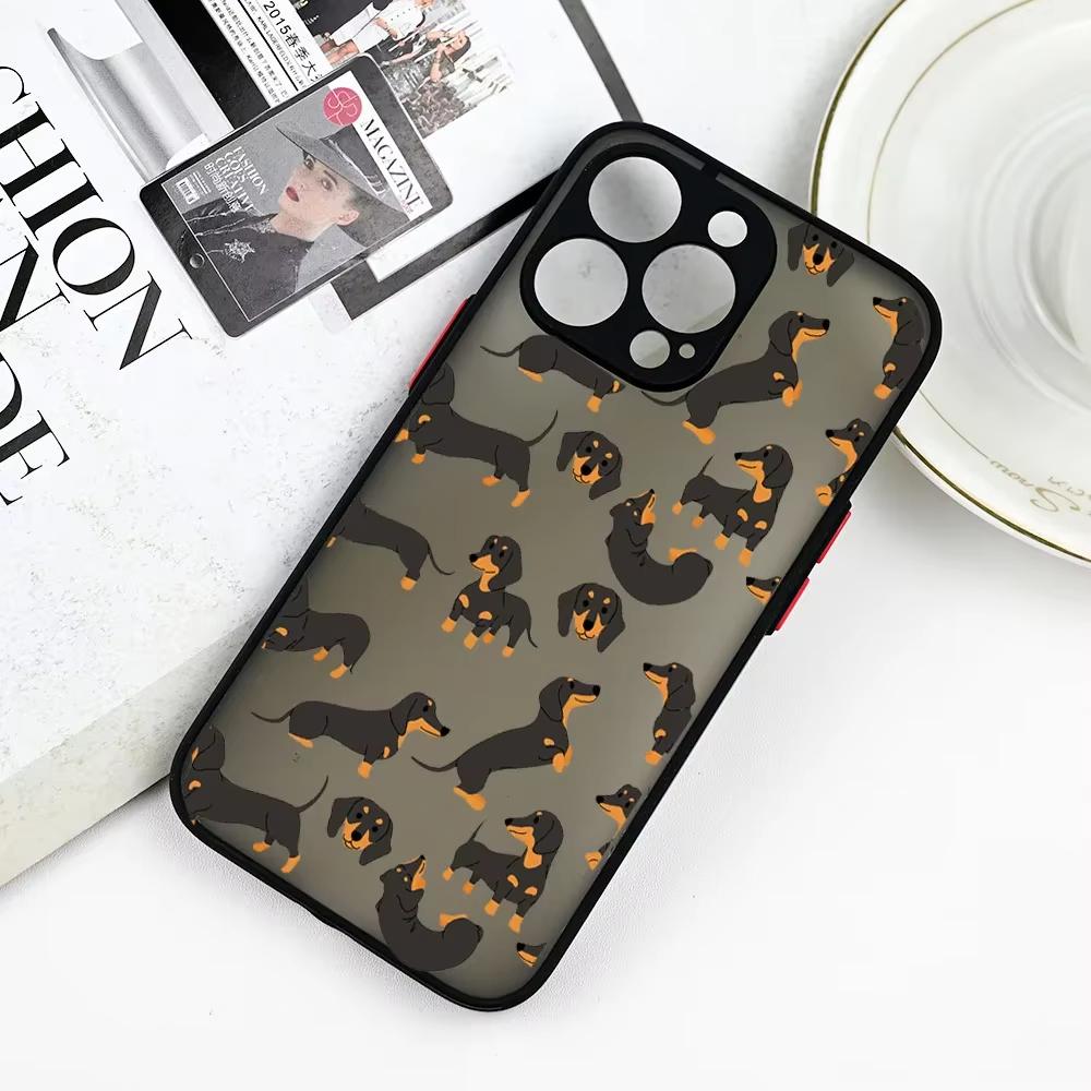 Cute Dachshund Bulldog Phone Case For iPhone 17 Air 16e 15 14 13 12 11 Pro Max Plus Mini SE2020 2022 Cartoons Dog Hard Cover
