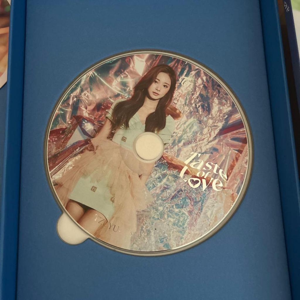 [USED] TWICE/Taste of Love: 10th Mini Album Release…