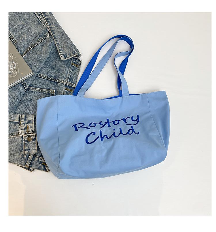 

2025 лето новая сумка-тоут корейский ленивый стиль холщовая сумка простая вышивка двусторонняя сумка клетчатая контрастная тканевая сумка синий