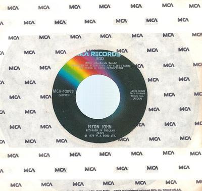 7palcová deska ELTON JOHN - Ego / Flinstone Boy MCA40892 MCA Records 1978 US Rock Použitá