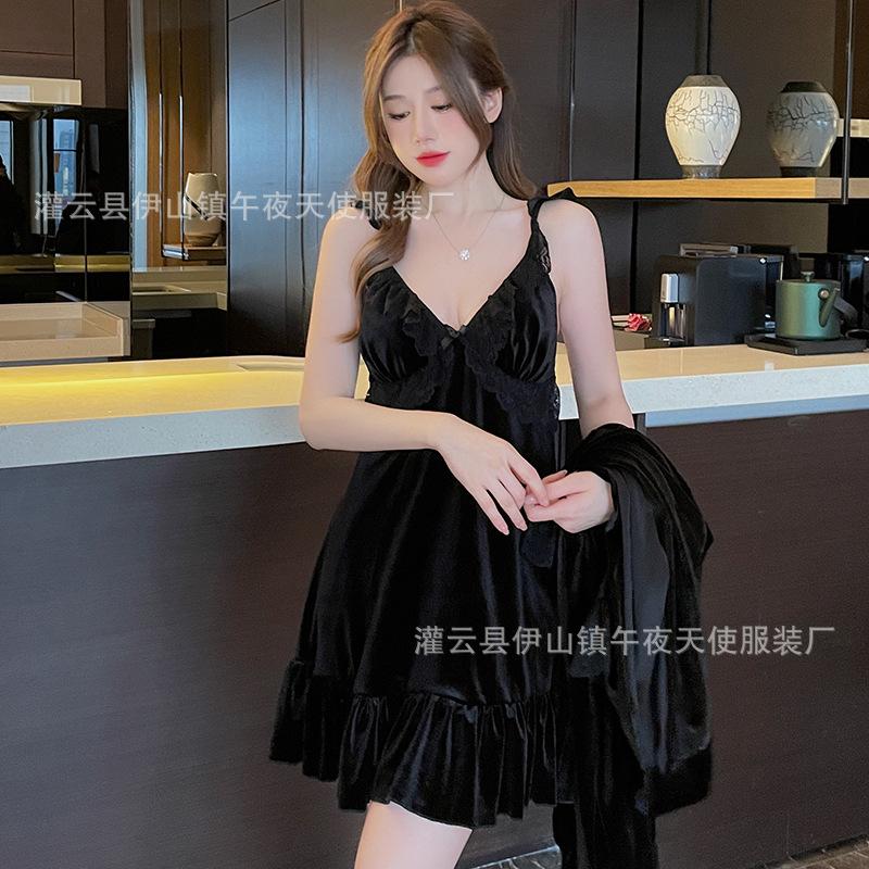 

Autumn new high-end light luxury gold velvet suspender skirt women s homewear explosive suit one size fits all