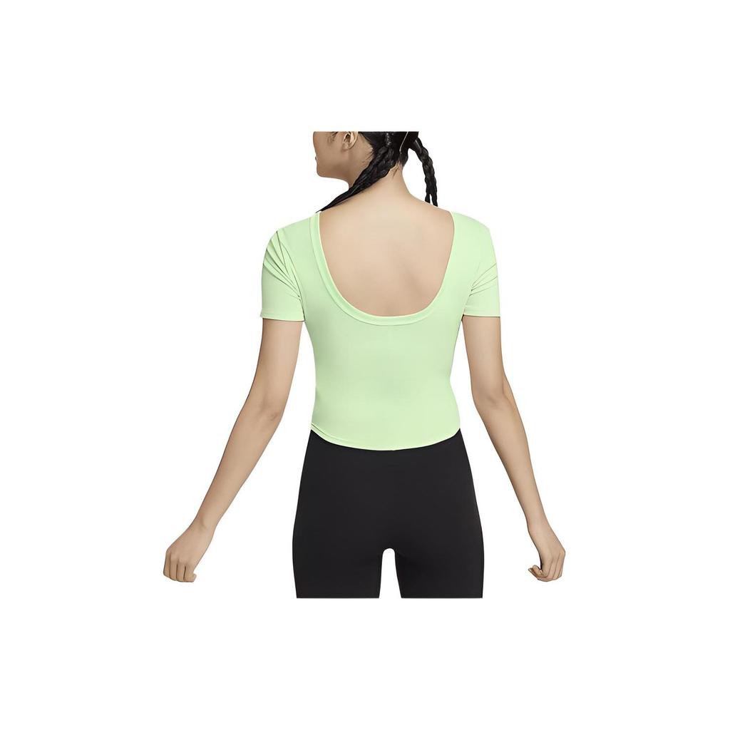 Nike T Shirt Women's Light Green FN3665-376