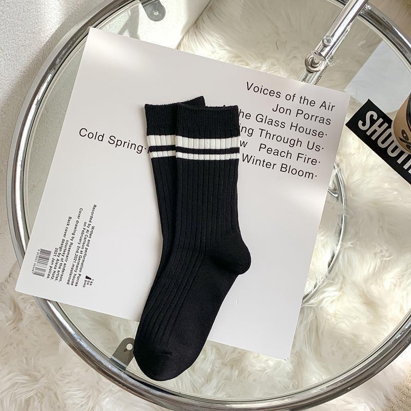 Calzini da Basket in Cotone Monocolore Stile Autunnale da Uomo - Calzini Zhuji Bianchi alla Moda