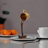 1 ud. Decoración Creativa de Taza de Café Flotante Invertida de Resina - Adecuado para Efecto de Desbordamiento de Agua
